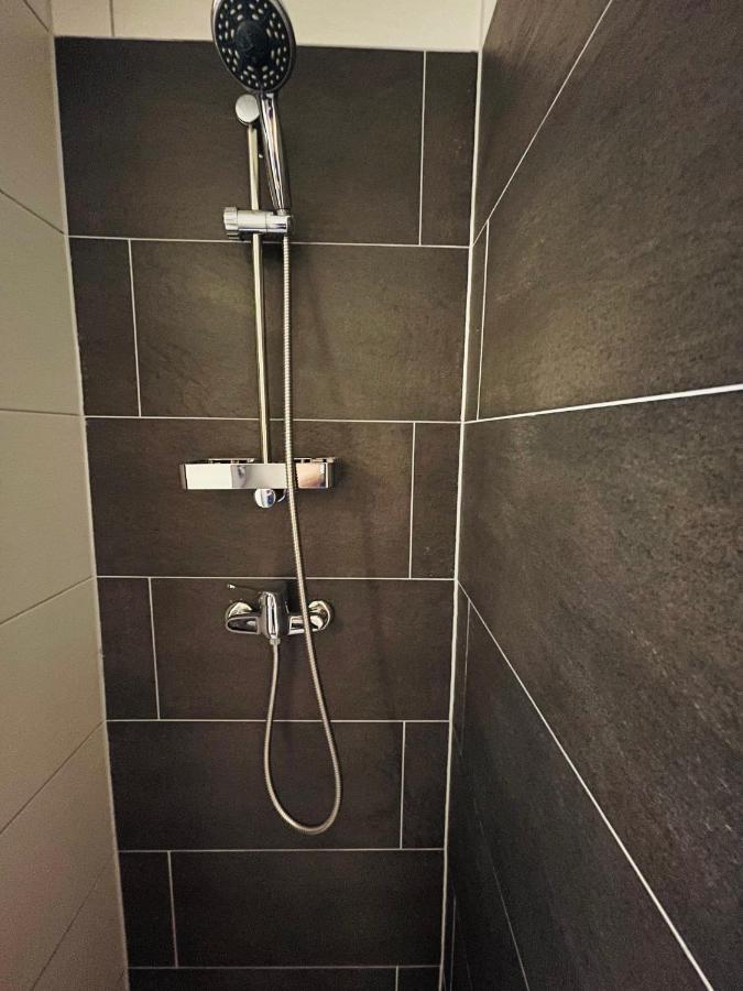 City Studios Mit Garten In Elberfeld- Zentral - Nespresso - Netflix Wuppertal Bagian luar foto